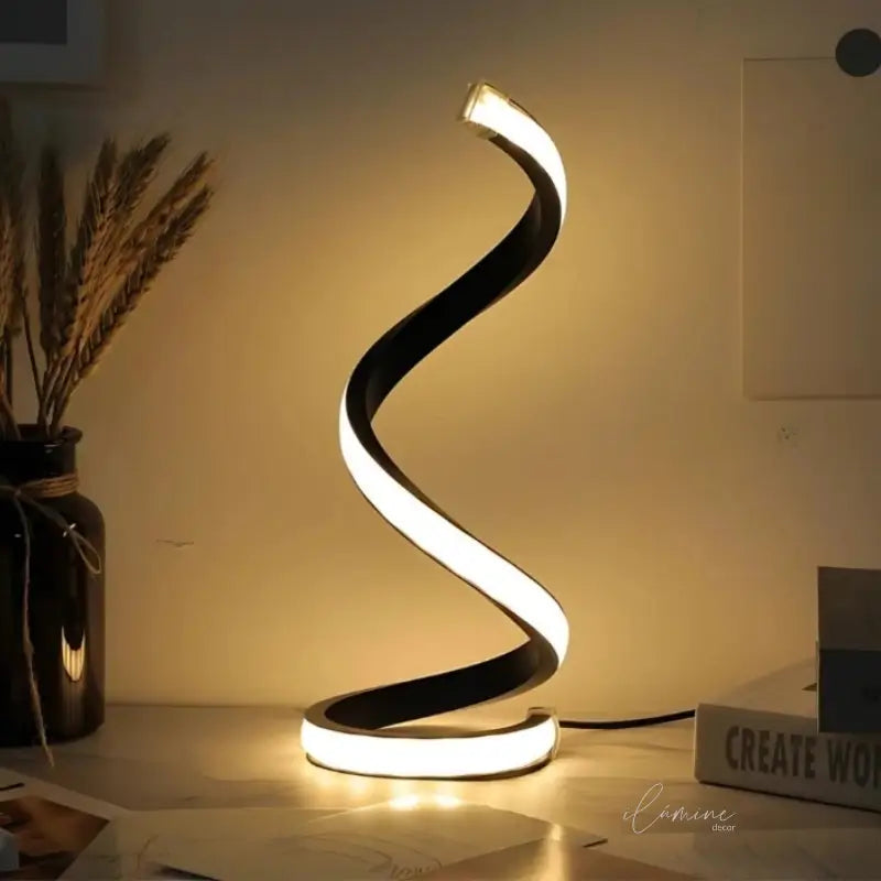 Luminária de Mesa Minimalista com 3 Tons de Luz - Ilúmine Decor