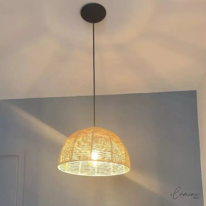 Luminária de Teto Pendente em Palha Artesanal - Ilúmine Decor